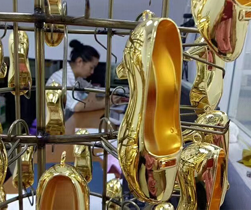 金色系（xì）列